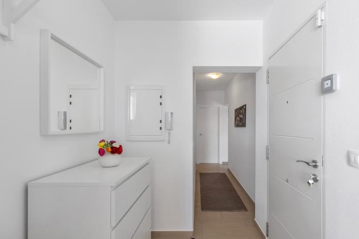 Image No.24-4 Bed Villa / Detached for sale