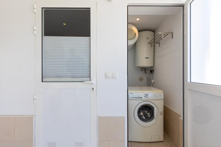 Image No.42-4 Bed Villa / Detached for sale