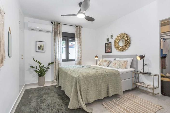 Image No.16-3 Bed Semi-Detached for sale