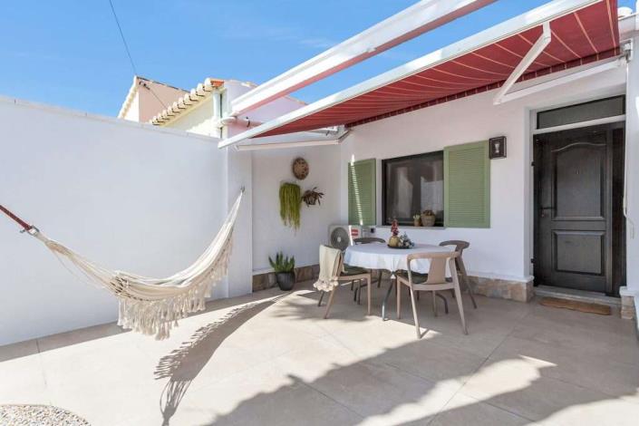 Image No.29-3 Bed Semi-Detached for sale