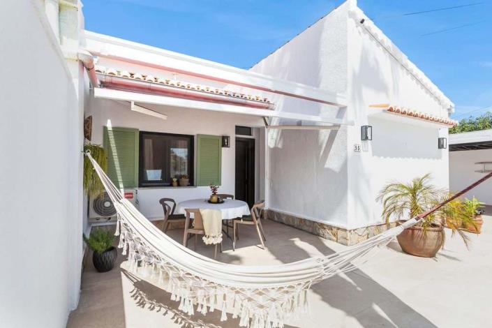 Image No.40-3 Bed Semi-Detached for sale