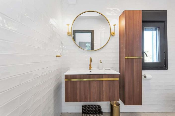 Image No.27-3 Bed Semi-Detached for sale