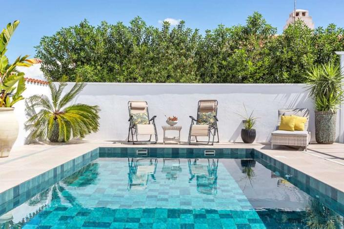 Image No.37-3 Bed Semi-Detached for sale