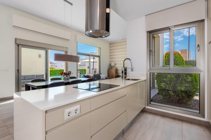 Image No.4-3 Bed Villa / Detached for sale