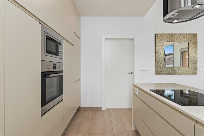 Image No.9-3 Bed Villa / Detached for sale