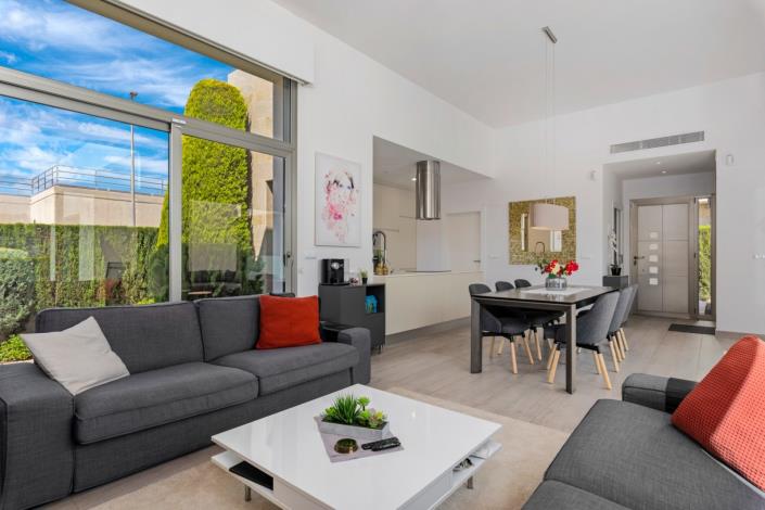 Image No.5-3 Bed Villa / Detached for sale