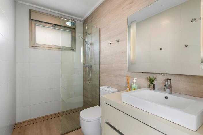 Image No.18-3 Bed Villa / Detached for sale