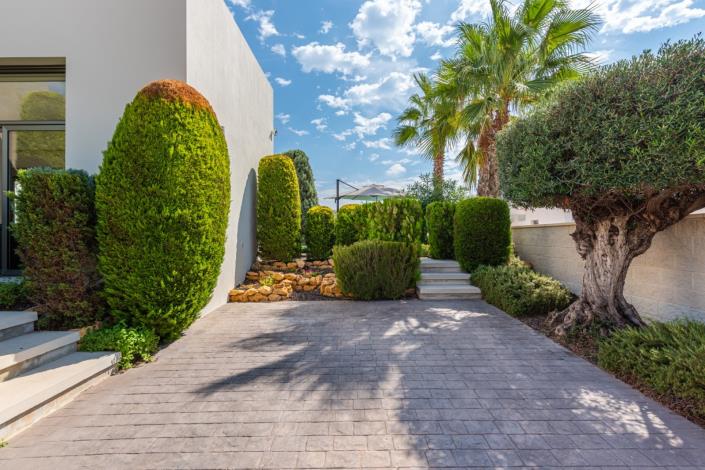 Image No.29-3 Bed Villa / Detached for sale