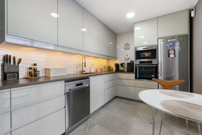 Image No.3-Villa de 2 chambres à vendre à Daya Nueva