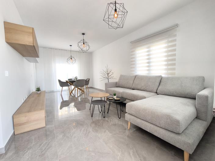 Image No.8-4 Bed Villa / Detached for sale