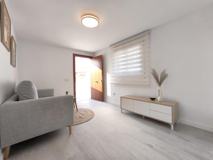 Image No.23-4 Bed Villa / Detached for sale