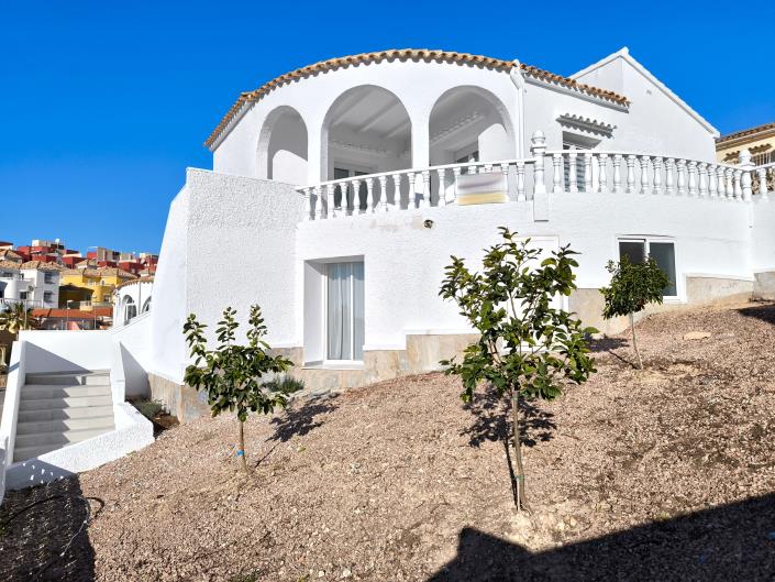 Image No.1-Villa / Détaché de 4 chambres à vendre à Villamartin