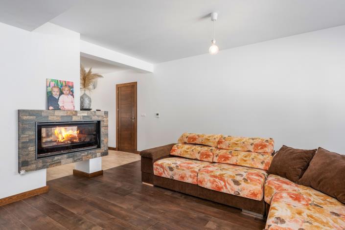 Image No.9-4 Bed Villa / Detached for sale