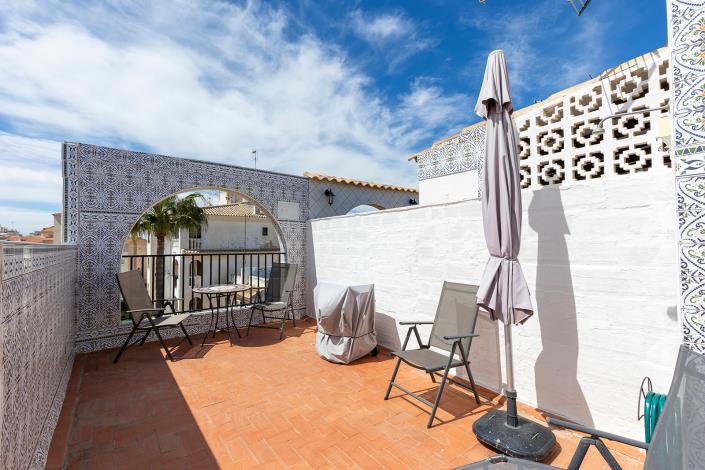 Image No.20-2 Bed Apartment for sale