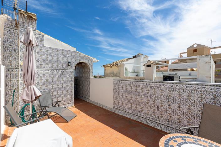 Image No.22-2 Bed Apartment for sale