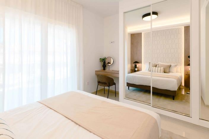 Image No.26-3 Bed Semi-Detached for sale