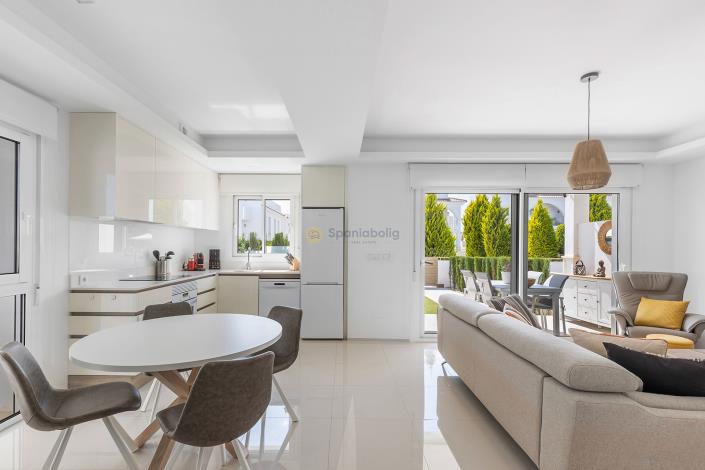 Image No.7-Appartement de 2 chambres à vendre à Ciudad Quesada