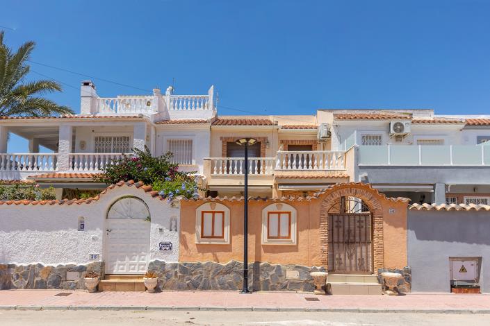 Image No.1-2 Bed Townhouse for sale