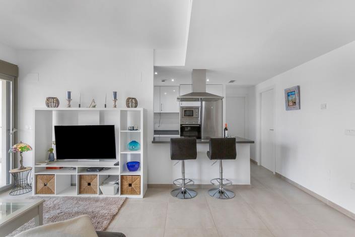 Image No.8-2 Bed Apartment for sale