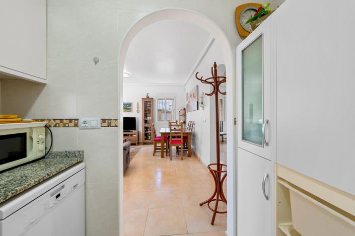 Image No.5-5 Bed Villa / Detached for sale