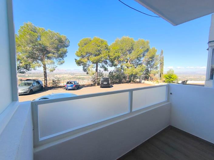 Image No.1-Studio for sale