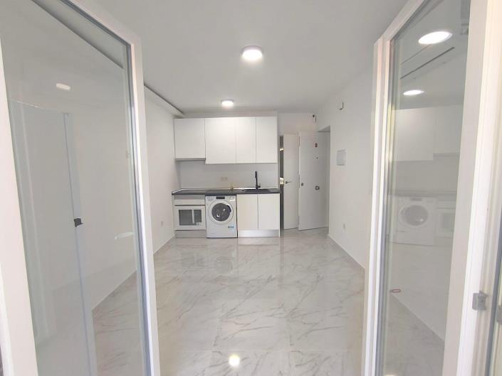 Image No.4-Studio for sale