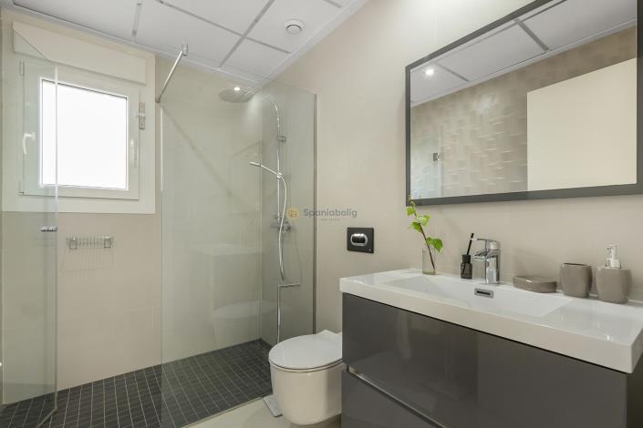 Image No.28-3 Bed Villa / Detached for sale