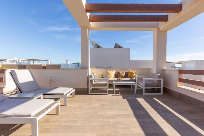 Image No.42-3 Bed Villa / Detached for sale