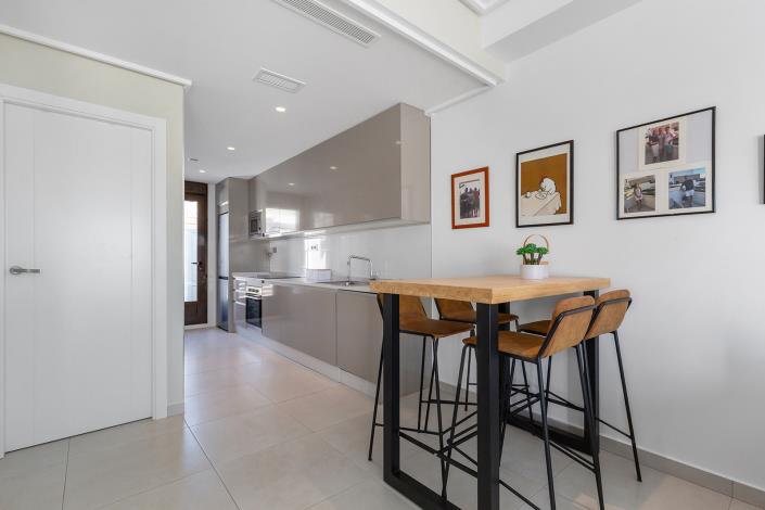 Image No.8-Maison de ville de 3 chambres à vendre à Torrevieja