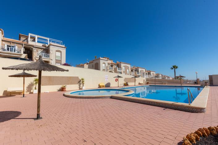 Image No.50-3 Bed Quad for sale