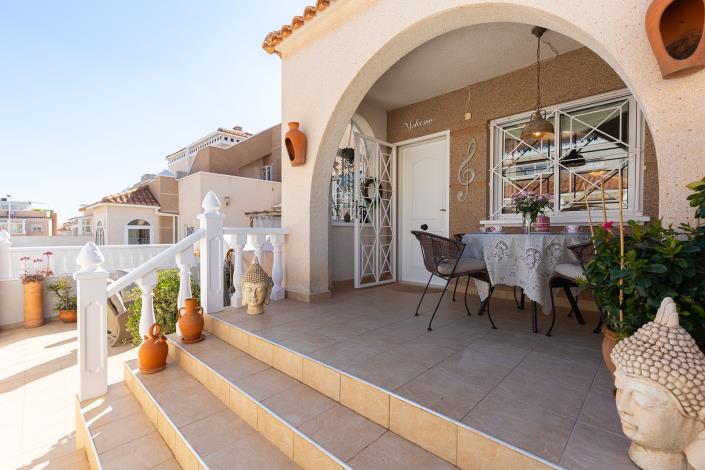 Image No.42-3 Bed Quad for sale