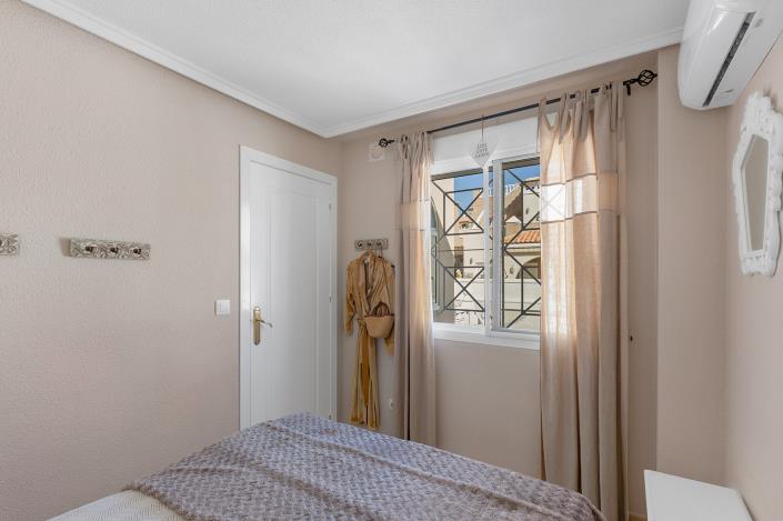 Image No.15-3 Bed Quad for sale