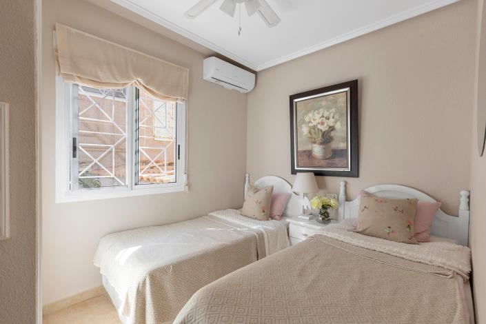 Image No.18-3 Bed Quad for sale