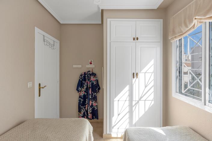 Image No.20-3 Bed Quad for sale