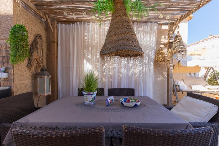 Image No.44-3 Bed Quad for sale