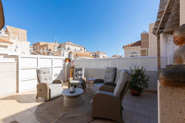 Image No.46-3 Bed Quad for sale