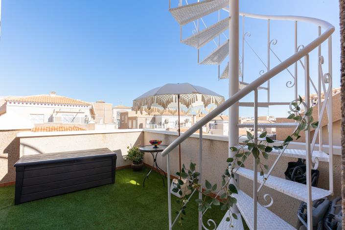 Image No.33-3 Bed Quad for sale