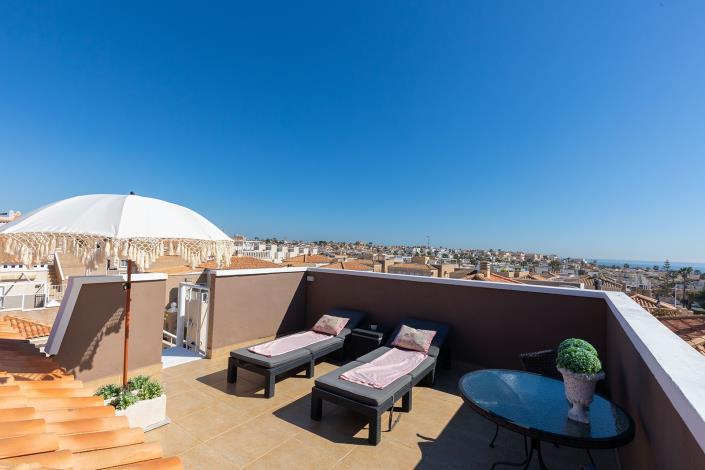 Image No.34-3 Bed Quad for sale