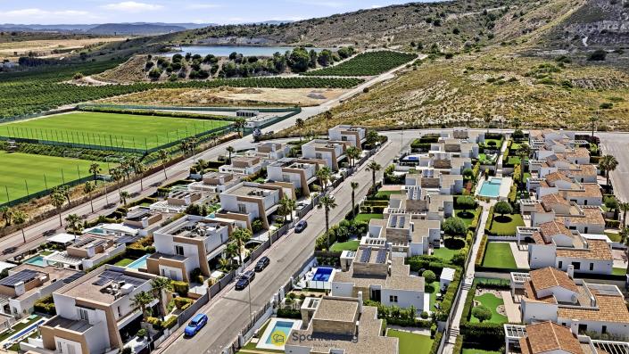 Image No.38-3 Bed Villa / Detached for sale