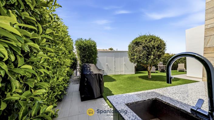 Image No.28-3 Bed Villa / Detached for sale