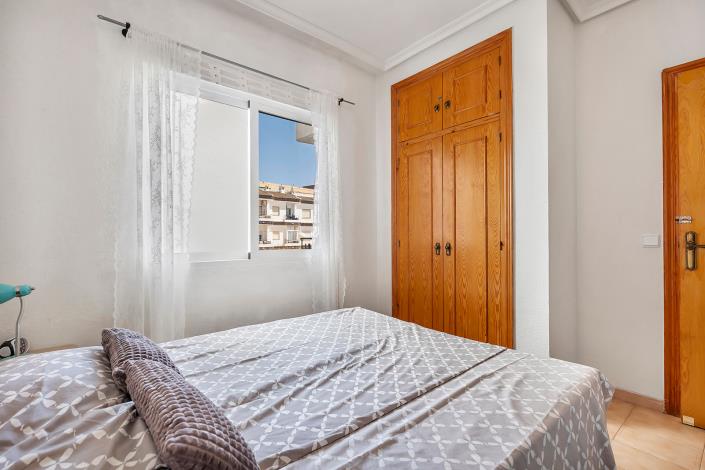 Image No.18-1 Bed Apartment for sale