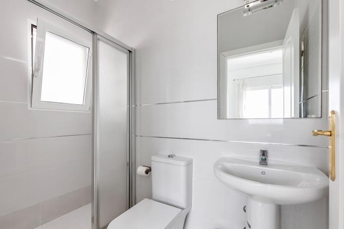 Image No.29-3 Bed Duplex for sale