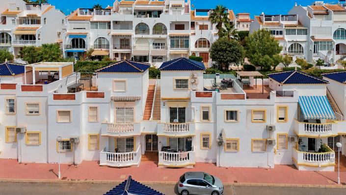 Image No.45-3 Bed Duplex for sale