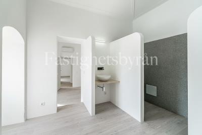 27457251