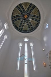 entrance hall dome and feature windows