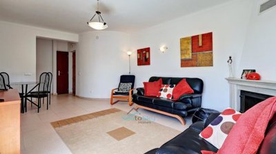 entrance & living room