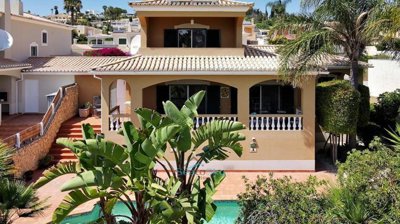villa & pool