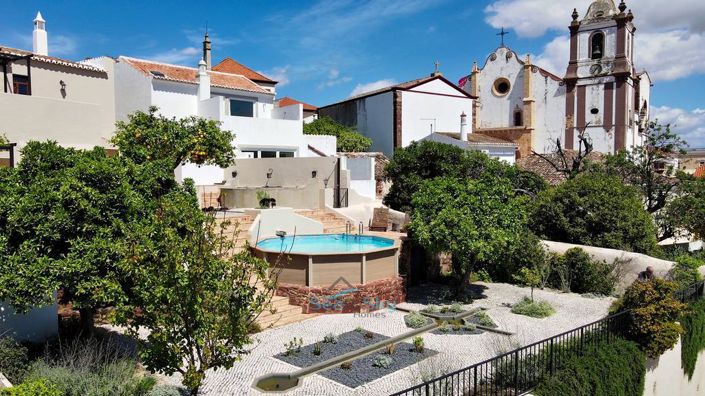 Image No.3-4 Bed House for sale