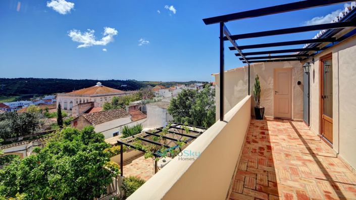 Image No.30-4 Bed House for sale