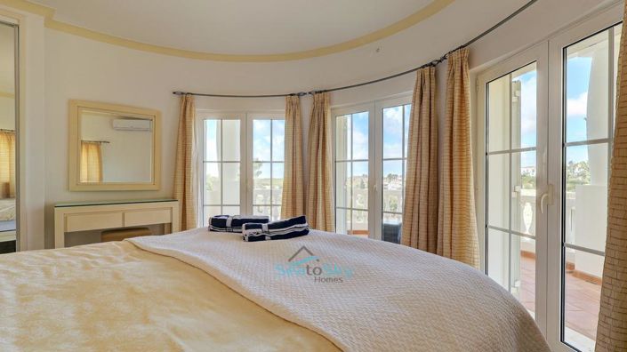 Image No.35-5 Bed House for sale